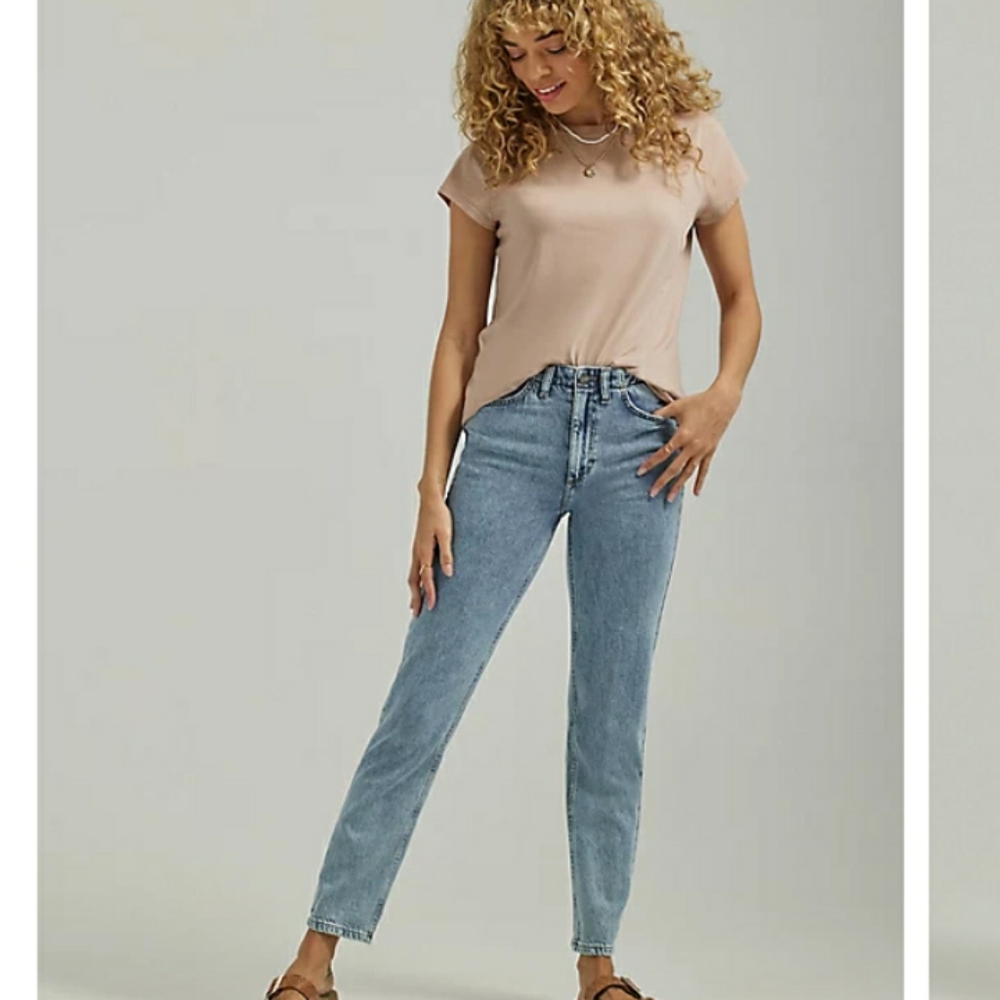 LEE Women's elastic waistband super High Waist Mom jeans size 10